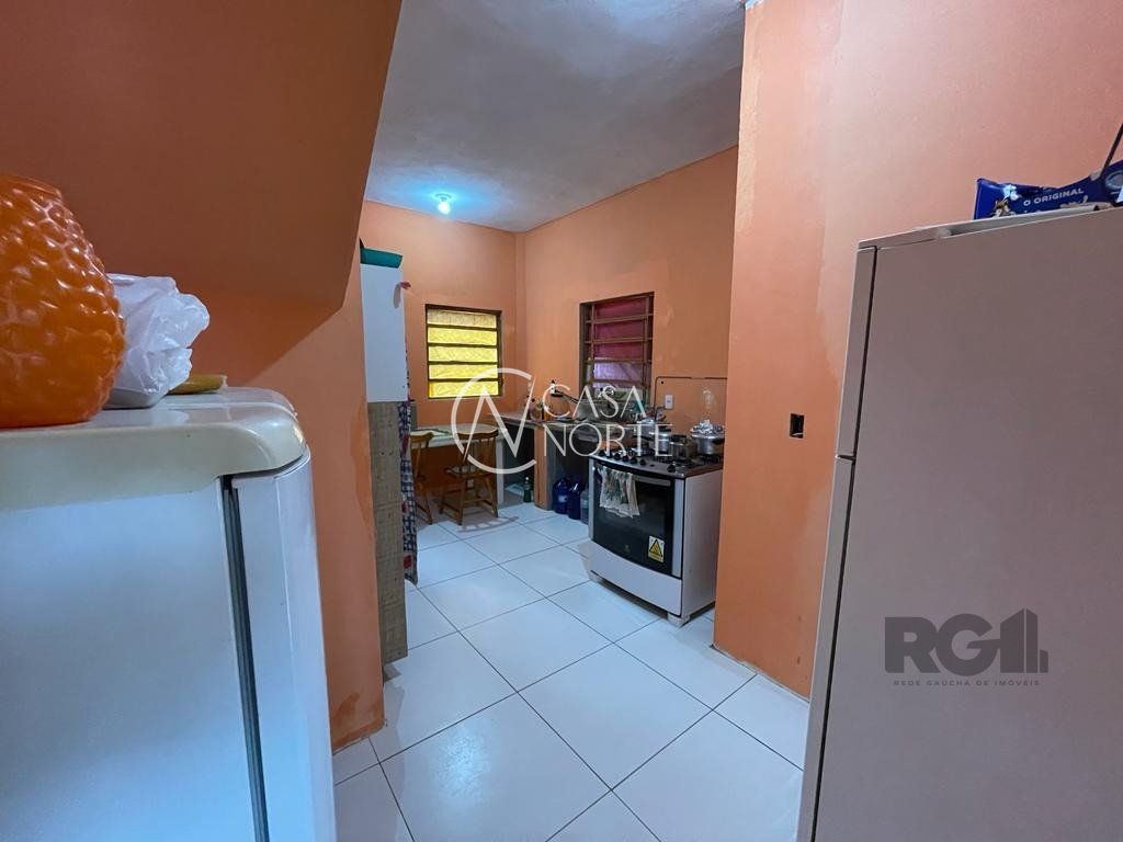 Casa à venda com 2 quartos, 125m², 1 suíte, Rua do Schneider no bairro Hípica em Porto Alegre