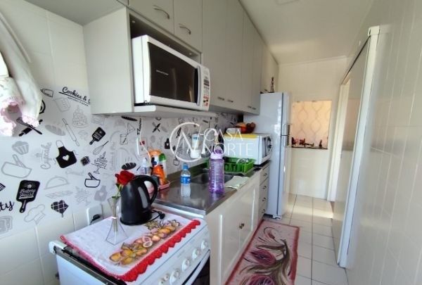 Apartamento à venda com 1 quarto, 40m², 1 vaga, Rua Portugal no bairro São João em Porto Alegre