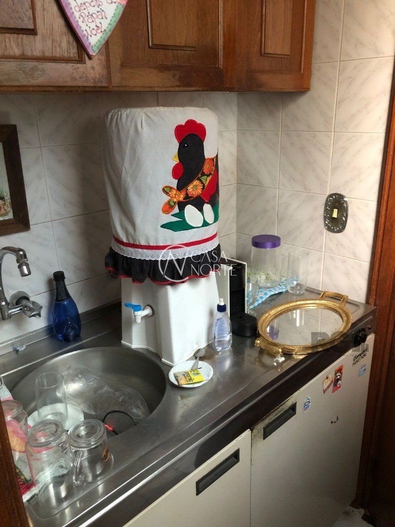 Sala Comercial à venda , 74m², Rua Vicente da Fontoura no bairro Rio Branco em Porto Alegre