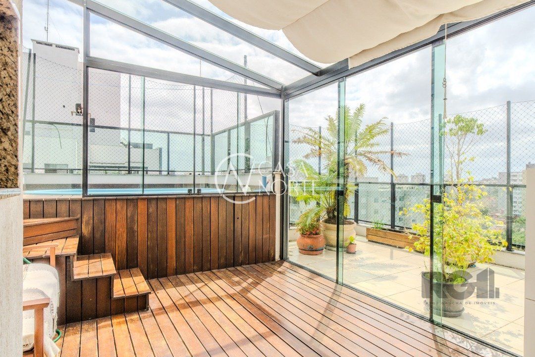 Cobertura à venda com 3 quartos, 145m², 1 suíte, 2 vagas, Rua Doutor Pereira Neto no bairro Tristeza em Porto Alegre
