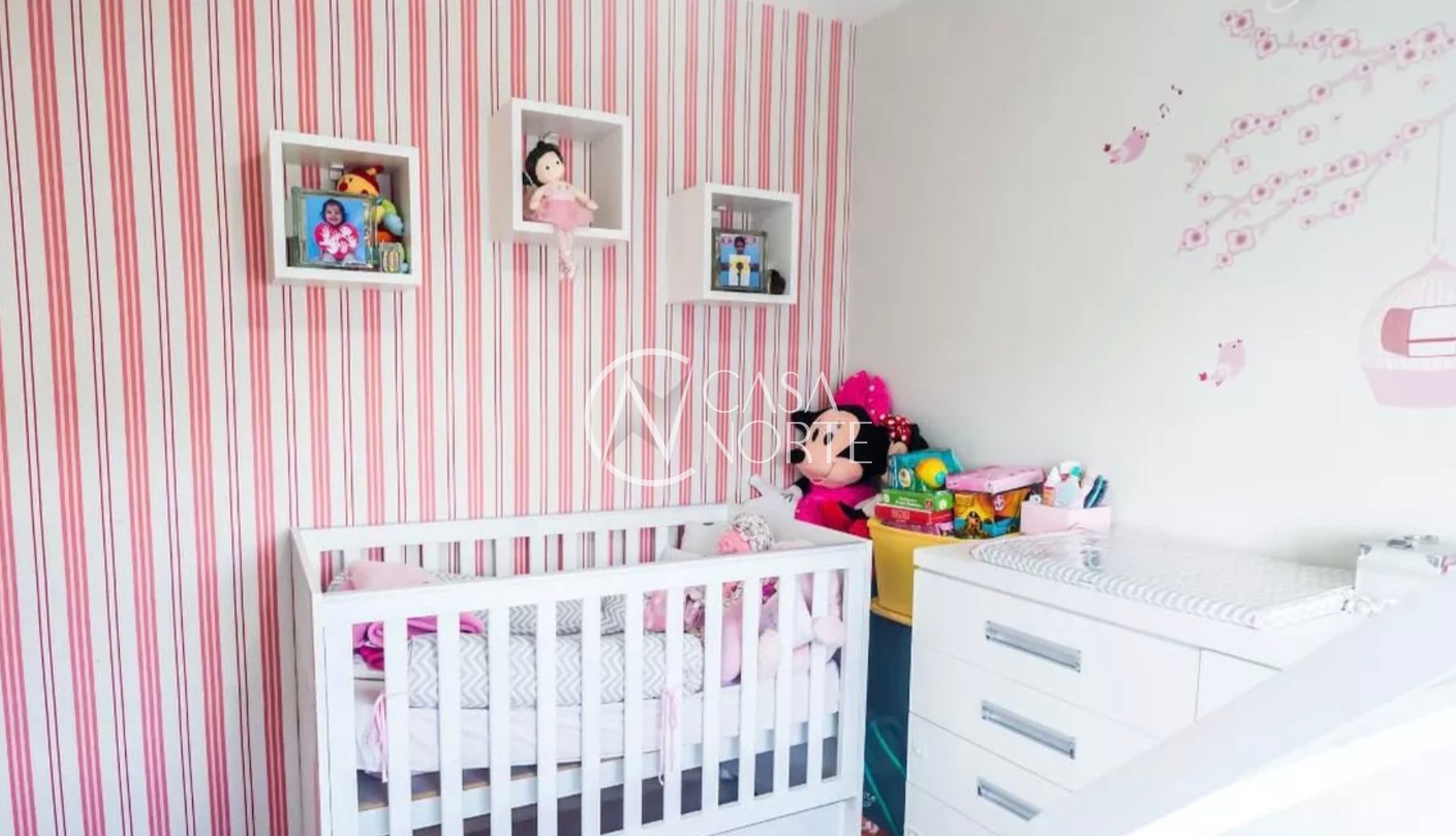 Apartamento à venda com 2 quartos, 63m², Rua Itiberê da Cunha no bairro São Sebastião em Porto Alegre