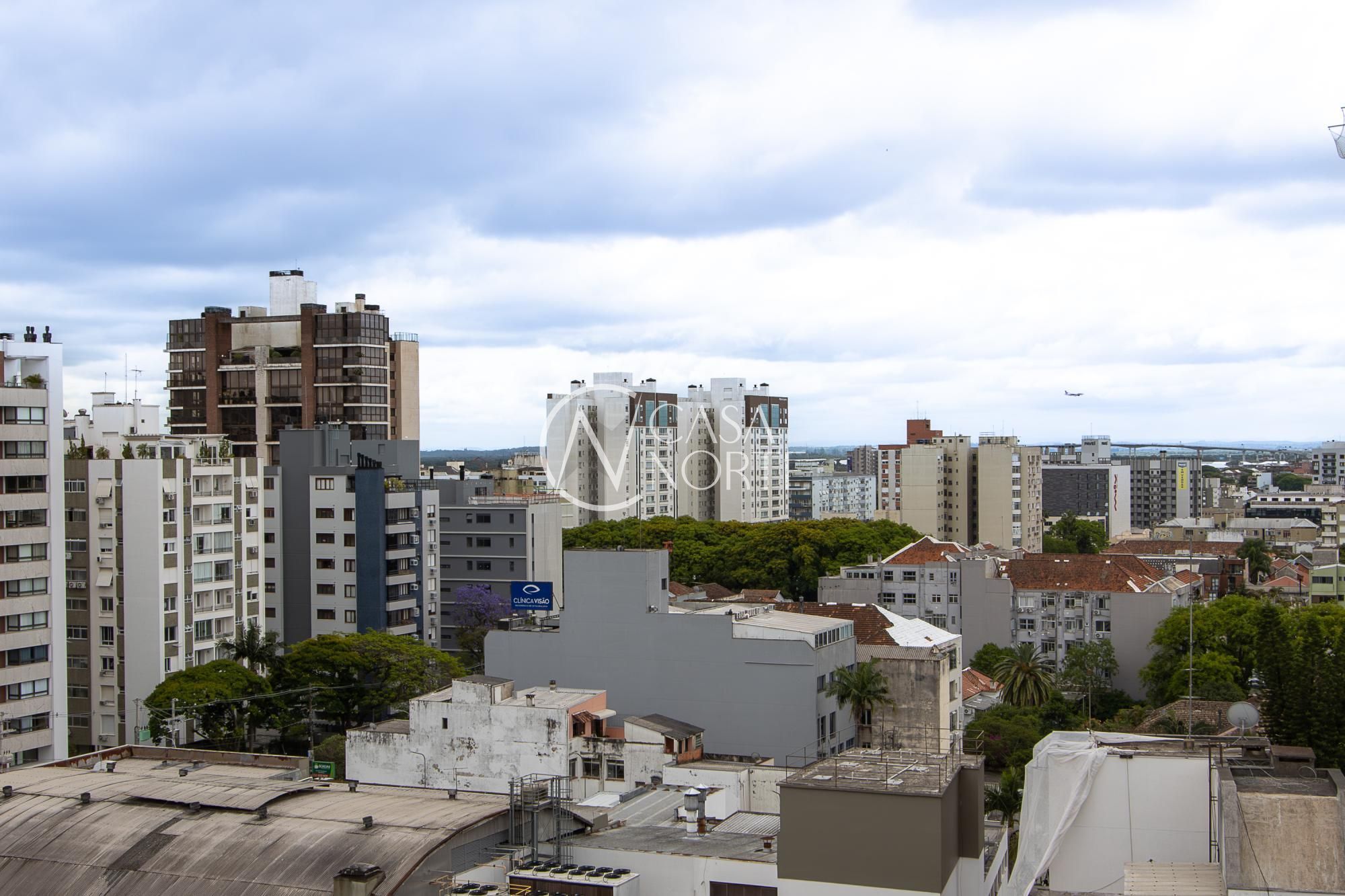 Apartamento à venda com 3 quartos, 112m², 1 suíte, 1 vaga, Rua Vinte e Quatro de Outubro no bairro Moinhos de Vento em Porto Alegre