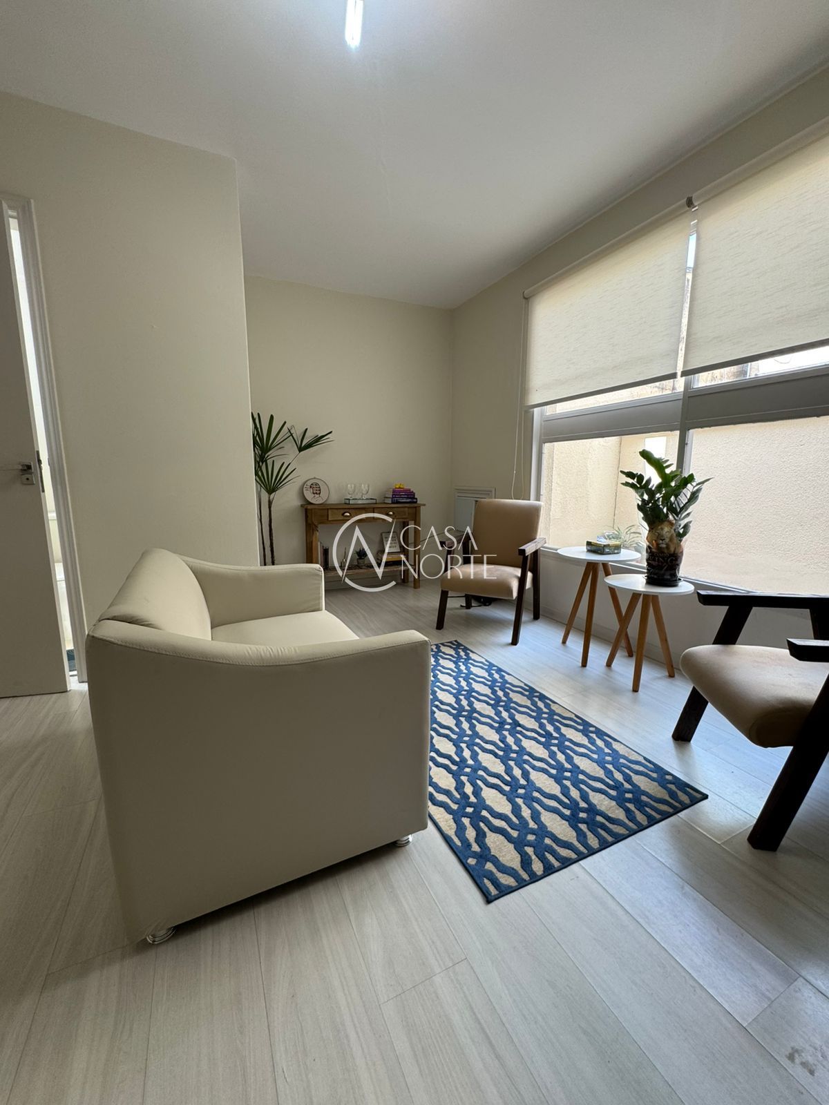 Sala Comercial à venda com 1 quarto, 26m², Avenida Wenceslau Escobar no bairro Tristeza em Porto Alegre