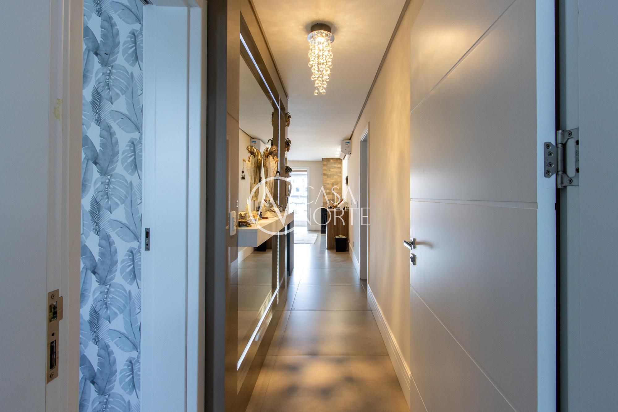 Apartamento à venda com 3 quartos, 98m², 2 suítes, 2 vagas, Rua Doutor Armando Barbedo no bairro Tristeza em Porto Alegre