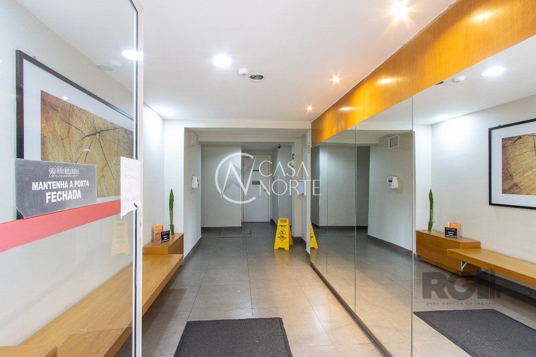 Apartamento à venda com 3 quartos, 69m², 1 suíte, 1 vaga, Avenida Arnaldo Bohrer no bairro Teresópolis em Porto Alegre