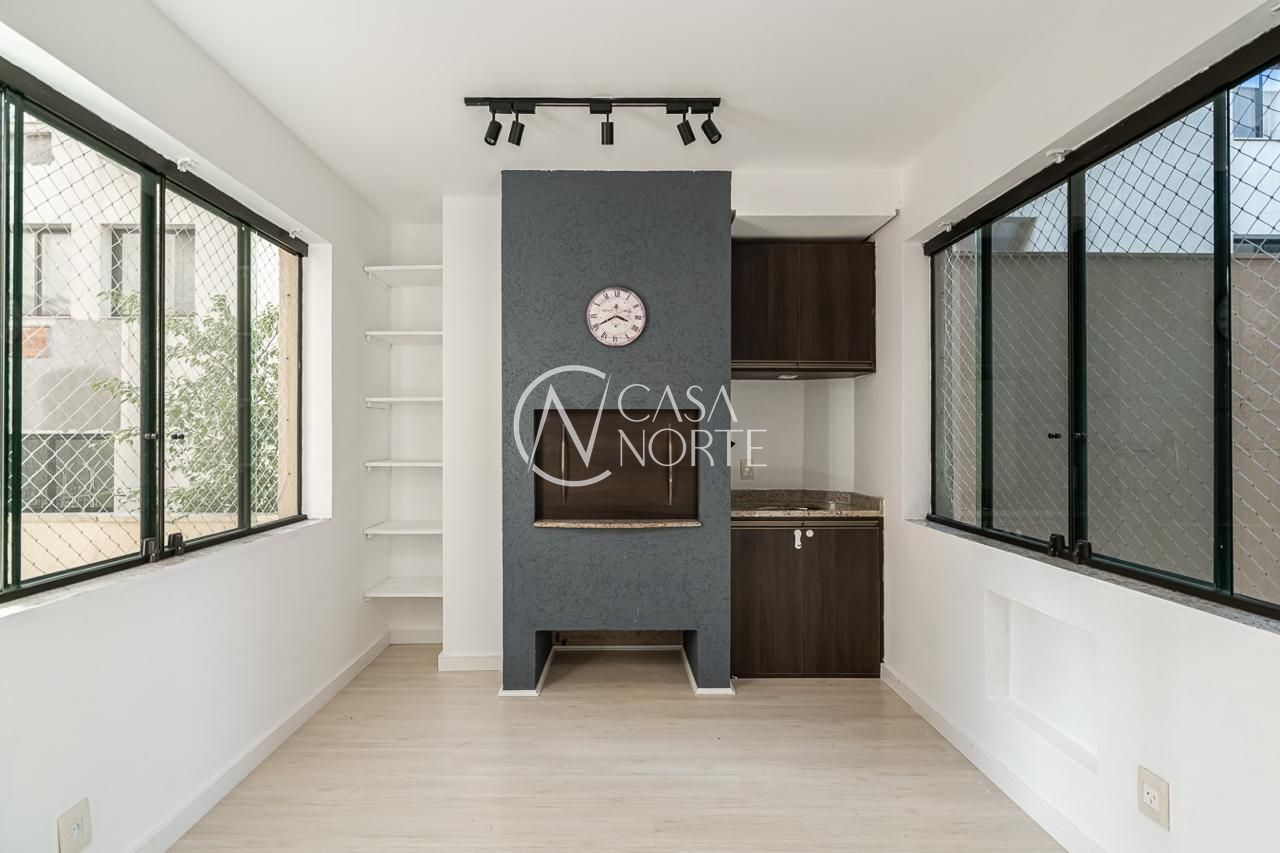 Apartamento à venda com 2 quartos, 69m², 1 suíte, 1 vaga, Rua Germano Petersen Júnior no bairro Auxiliadora em Porto Alegre