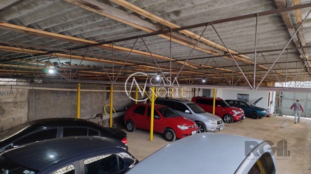 Pavilhão à venda  com 267m², Rua Doutor Sebastião Leão no bairro Azenha em Porto Alegre