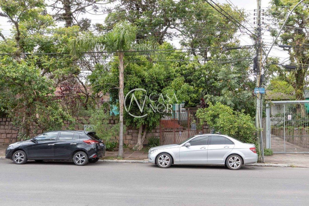 Casa à venda com 4 quartos, 200m², 1 suíte, 5 vagas, Avenida Otto Niemeyer no bairro Tristeza em Porto Alegre