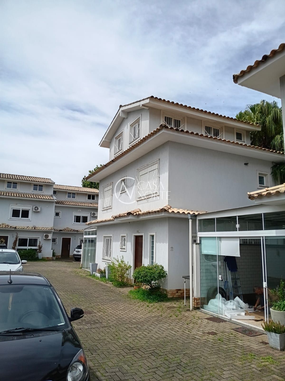 Casa de Condomínio à venda com 3 quartos, 155m², 1 suíte, 2 vagas, Rua Leme no bairro Ipanema em Porto Alegre