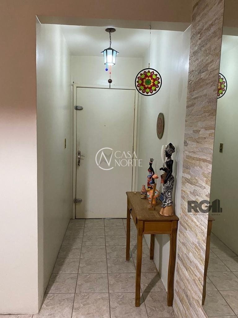 Apartamento à venda com 2 quartos, 60m², 1 vaga, Rua Diomario Moojen no bairro Cristal em Porto Alegre