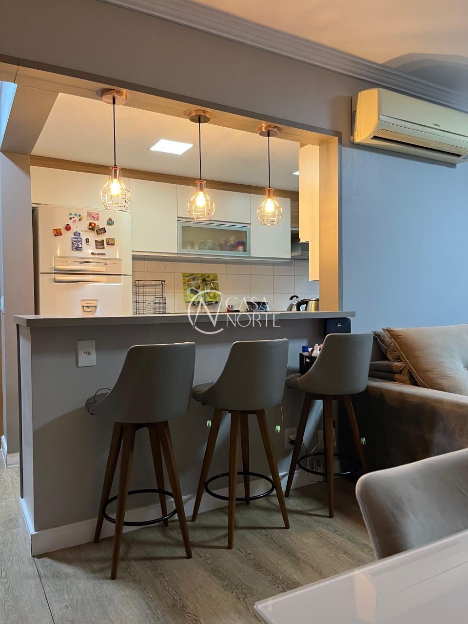 Apartamento à venda com 3 quartos, 80m², 1 suíte, 1 vaga, Rua Costa Lima no bairro Nonoai em Porto Alegre