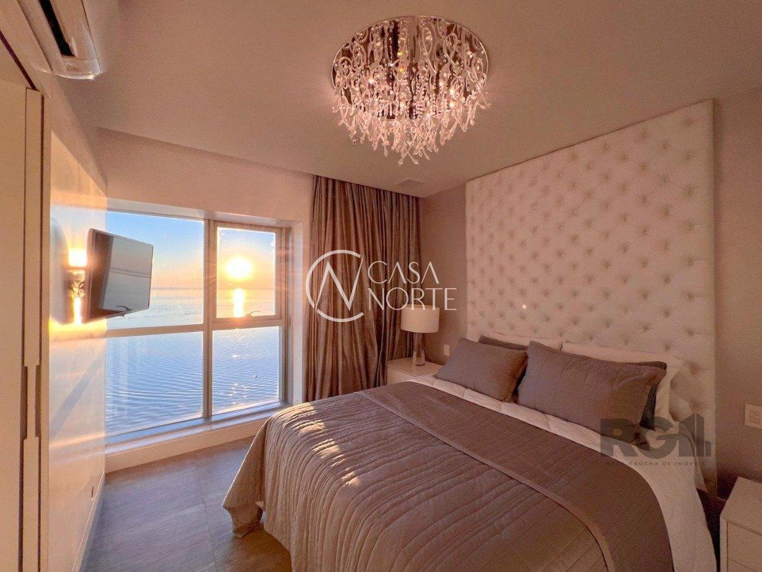 Apartamento à venda com 1 quarto, 111m², 1 suíte, 2 vagas, Avenida Diario de Noticias no bairro Cristal em Porto Alegre