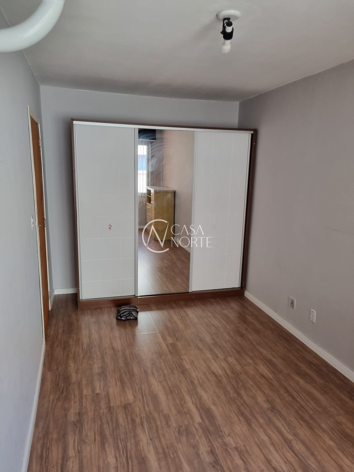 Apartamento à venda com 2 quartos, 55m², Rua Marechal Francisco Antônio Bitencourt no bairro Jardim Leopoldina em Porto Alegre