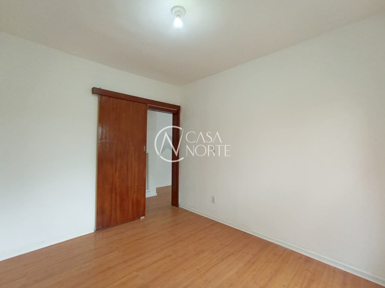 Apartamento à venda com 1 quarto, 42m², 1 vaga, Rua Orfanotrófio no bairro Santa Tereza em Porto Alegre