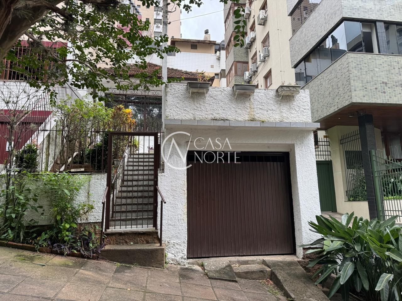 Casa à venda com 3 quartos, 93m², 1 vaga, Rua Doutor Freire Alemão no bairro Mont Serrat em Porto Alegre