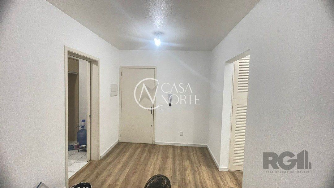 Apartamento à venda com 1 quarto, 43m², 1 vaga, Rua Ângelo Crivellaro no bairro Jardim do Salso em Porto Alegre