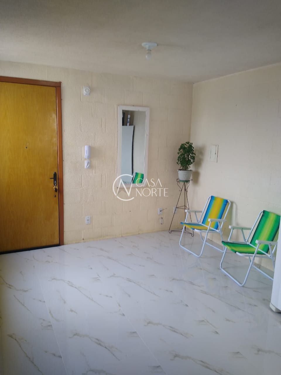 Apartamento à venda com 2 quartos, 38m², 1 vaga, Beco Pedro Rodrigues Bittencourt no bairro Vila Nova em Porto Alegre