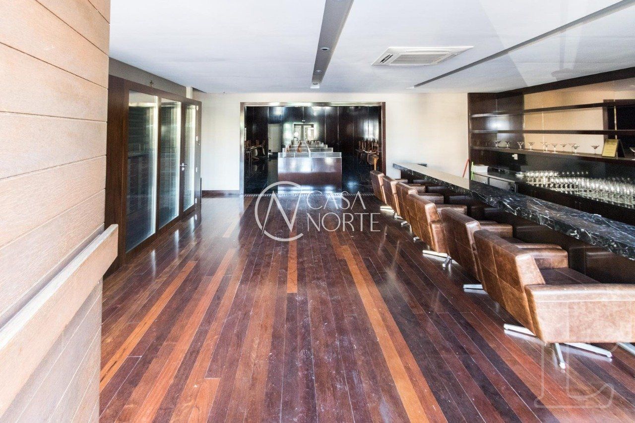 Prédio Comercial à venda , 793m², 24 vagas, Avenida Otto Niemeyer no bairro Tristeza em Porto Alegre