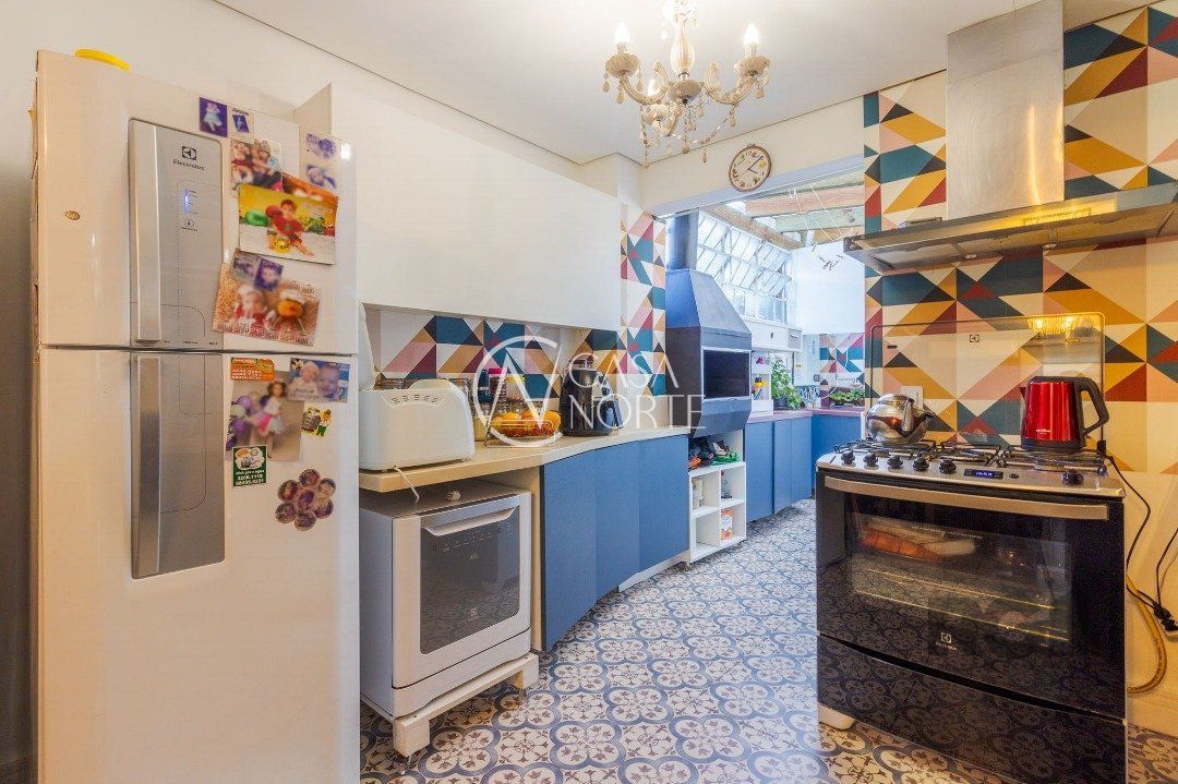 Casa de Condomínio à venda com 3 quartos, 105m², 1 suíte, 1 vaga, Rua Landel de Moura no bairro Tristeza em Porto Alegre