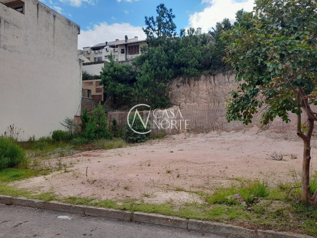 Terreno à venda  com 225m², Rua Cicero Viana no bairro Aberta dos Morros em Porto Alegre