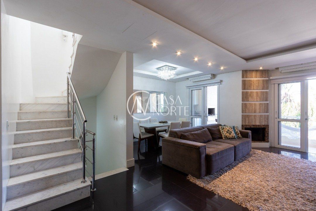 Casa de Condomínio à venda com 3 quartos, 245m², 1 suíte, 2 vagas, Avenida Coronel Marcos no bairro Pedra Redonda em Porto Alegre