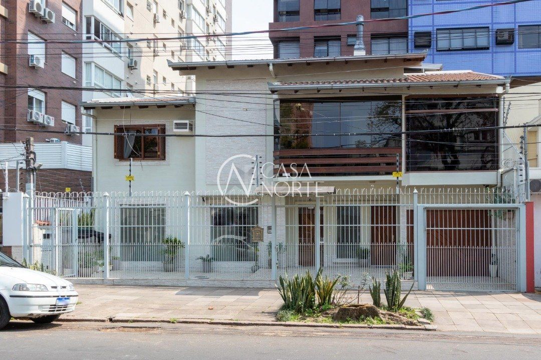 Prédio Comercial à venda , 215m², Rua Dona Augusta no bairro Menino Deus em Porto Alegre