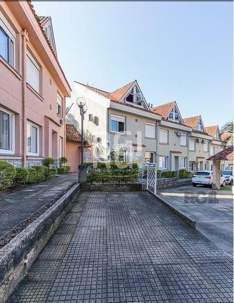 Casa de Condomínio à venda com 3 quartos, 116m², 1 suíte, 2 vagas, Avenida Cai no bairro Cristal em Porto Alegre