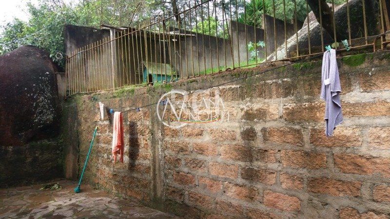 Terreno à venda  com 612m², Rua Alvaro Guterres no bairro Tristeza em Porto Alegre