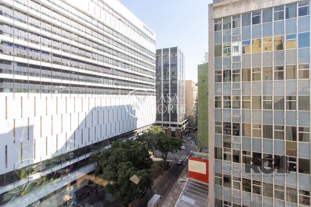 Sala Comercial à venda , 35m², Avenida Senador Salgado Filho no bairro Centro Histórico em Porto Alegre