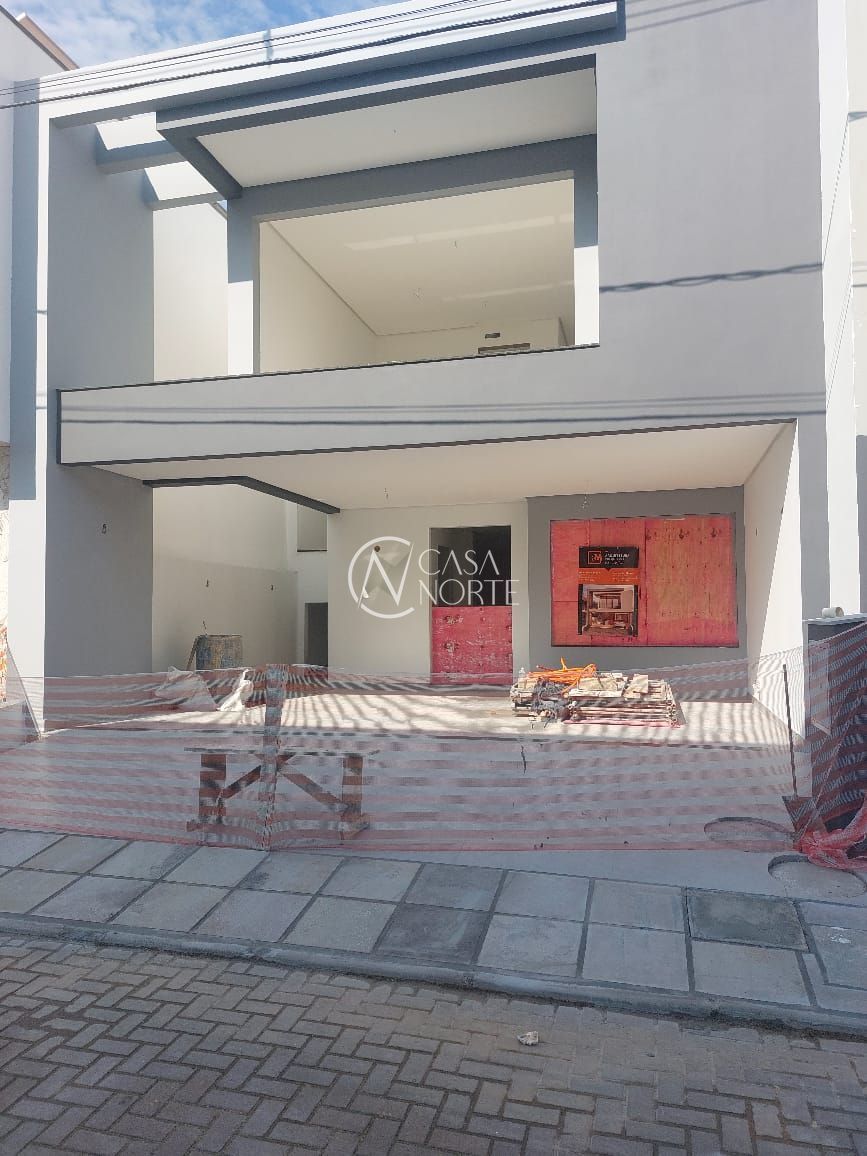 Casa de Condomínio à venda com 3 quartos, 184m², 3 suítes, 2 vagas, Rua Sinai no bairro Ipanema em Porto Alegre