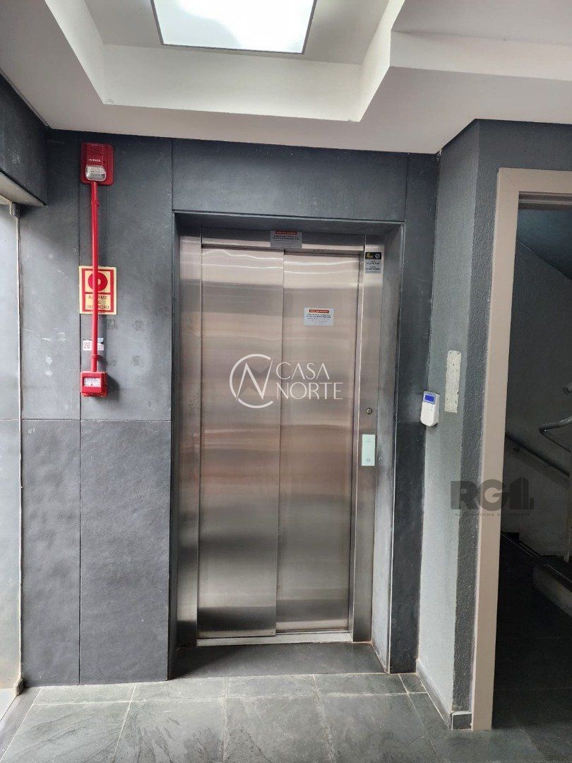 Sala Comercial à venda , 35m², 1 vaga, Rua Baronesa do Gravataí no bairro Cidade Baixa em Porto Alegre