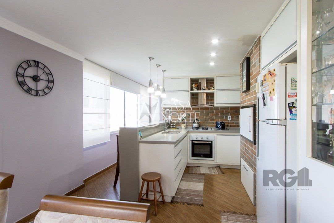 Apartamento à venda com 3 quartos, 124m², 1 suíte, 1 vaga, Avenida Niterói no bairro Medianeira em Porto Alegre