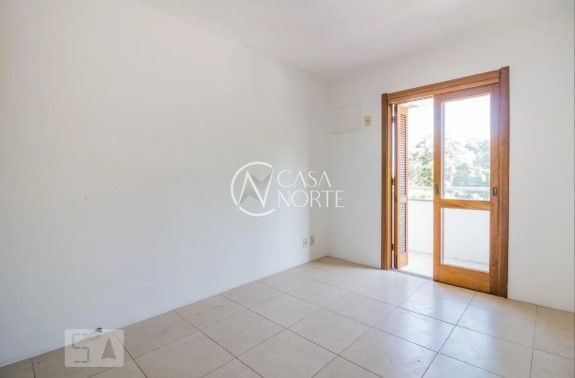 Apartamento à venda com 2 quartos, 79m², 1 vaga, Rua Oscar Schneider no bairro Medianeira em Porto Alegre