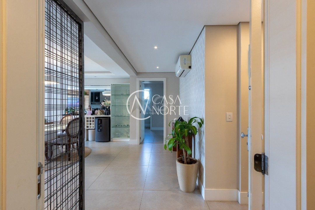 Apartamento à venda com 3 quartos, 163m², 3 suítes, 3 vagas, Rua Curupaiti no bairro Cristal em Porto Alegre