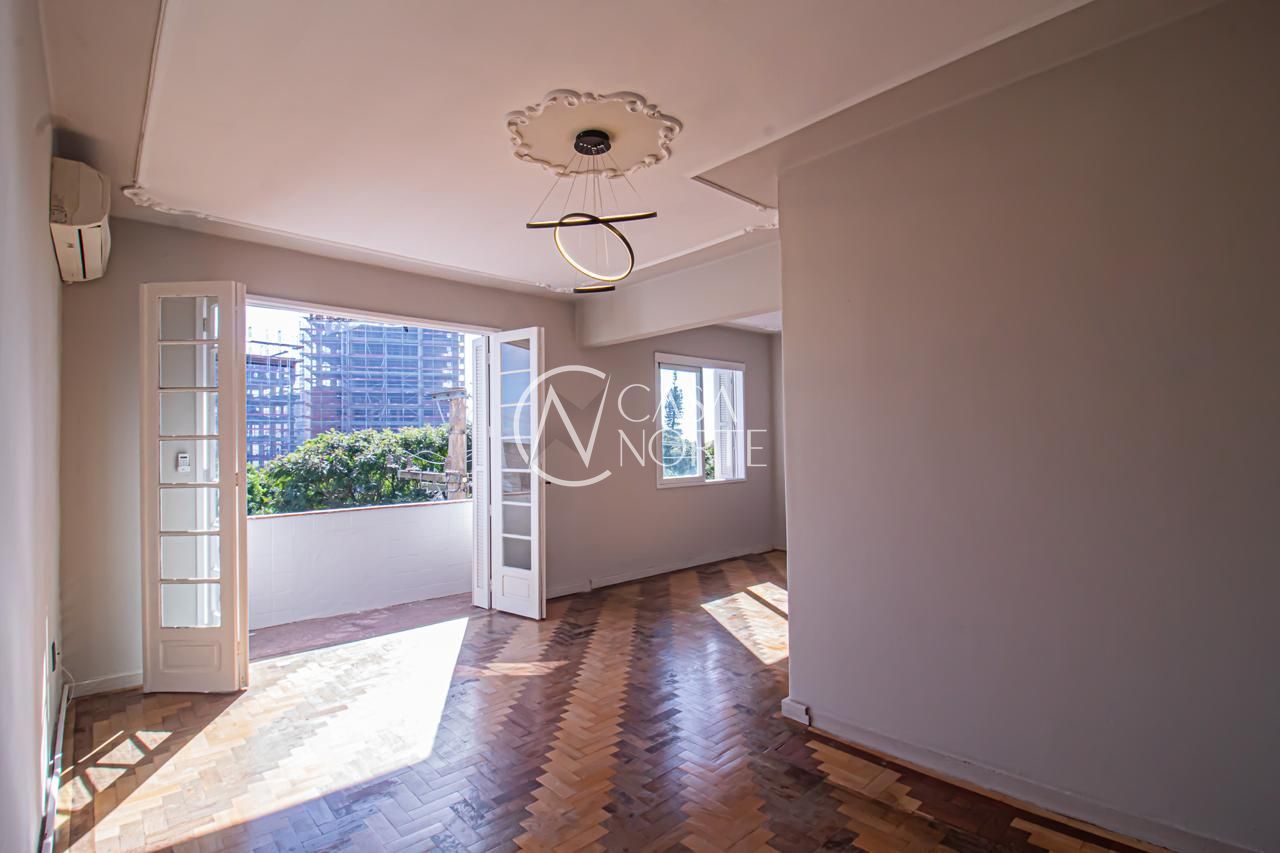 Apartamento à venda com 3 quartos, 100m², 1 vaga, Avenida Carlos Gomes no bairro Boa Vista em Porto Alegre