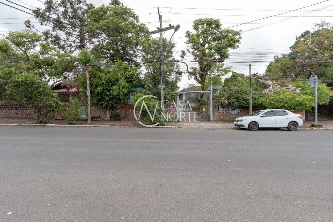 Casa à venda com 4 quartos, 200m², 1 suíte, 5 vagas, Avenida Otto Niemeyer no bairro Tristeza em Porto Alegre