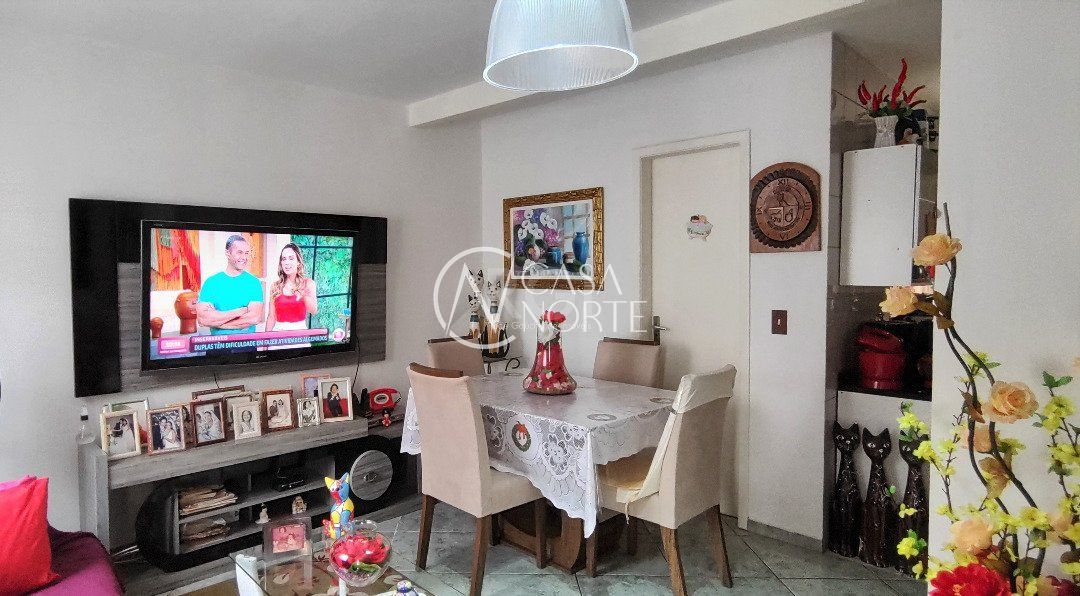 Casa de Condomínio à venda com 3 quartos, 72m², 1 suíte, 1 vaga, Avenida Monte Cristo no bairro Vila Nova em Porto Alegre