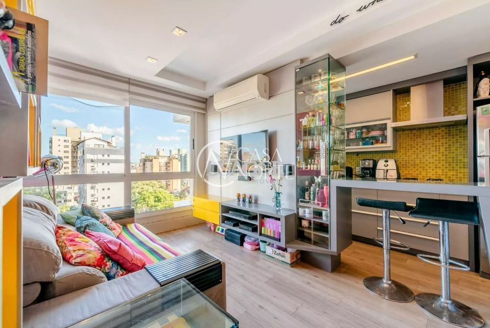 Apartamento à venda com 2 quartos, 64m², 1 suíte, 1 vaga, Rua Eça de Queiroz no bairro Petrópolis em Porto Alegre