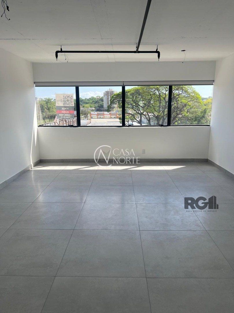 Sala Comercial à venda , 37m², 1 vaga, Avenida Icaraí no bairro Cristal em Porto Alegre