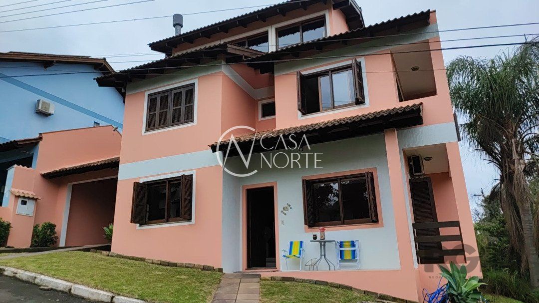 Casa de Condomínio à venda com 4 quartos, 119m², 1 suíte, 3 vagas, Avenida Vicente Monteggia no bairro Cavalhada em Porto Alegre