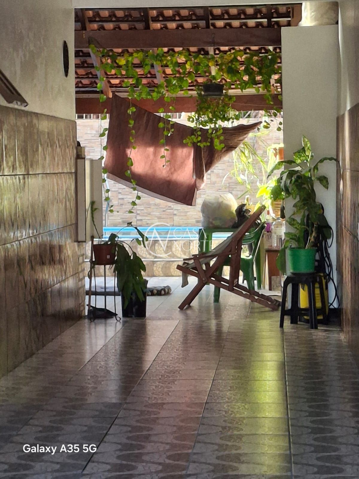 Casa à venda com 3 quartos, 25m², 3 vagas, Rua José Antônio Chaise no bairro Hípica em Porto Alegre