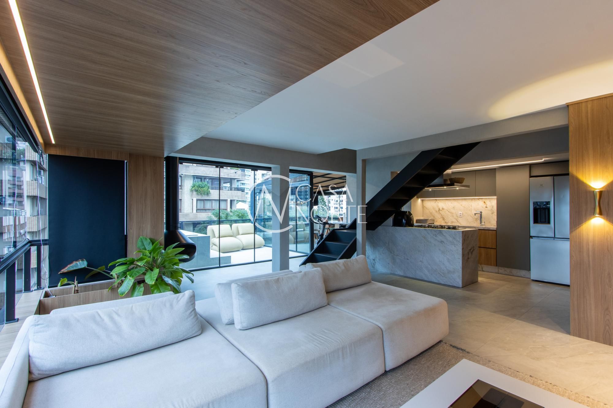 Cobertura à venda com 1 quarto, 113m², 1 suíte, 1 vaga, Rua Passo da Pátria no bairro Bela Vista em Porto Alegre
