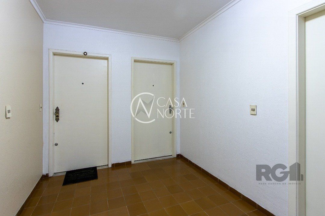 Apartamento à venda com 1 quarto, 49m², Rua Padre João Batista Reus no bairro Camaquã em Porto Alegre
