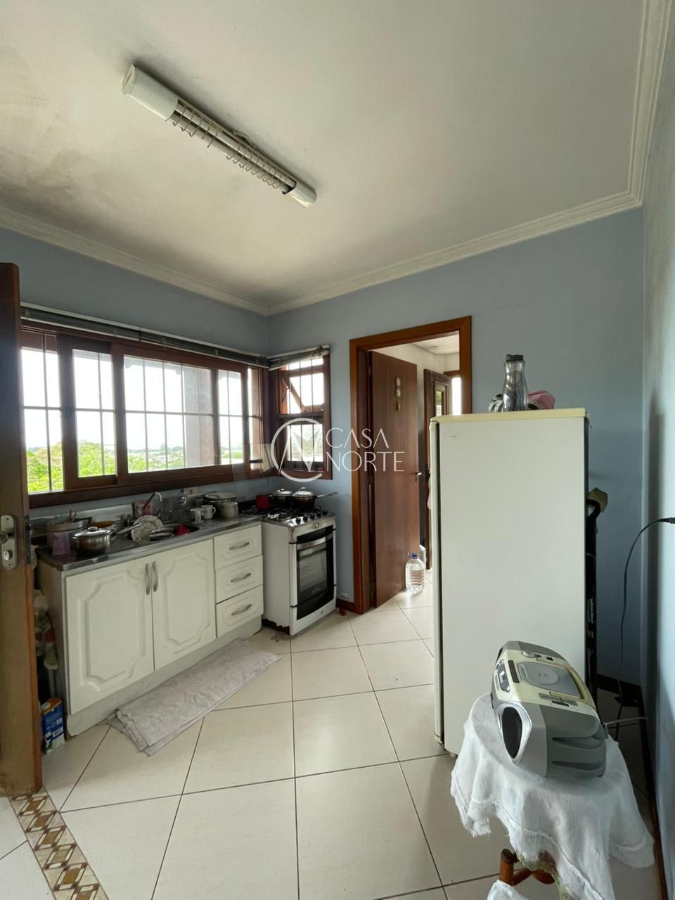 Casa à venda com 2 quartos, 122m², 1 suíte, 3 vagas, Rua José Inácio no bairro Belém Novo em Porto Alegre