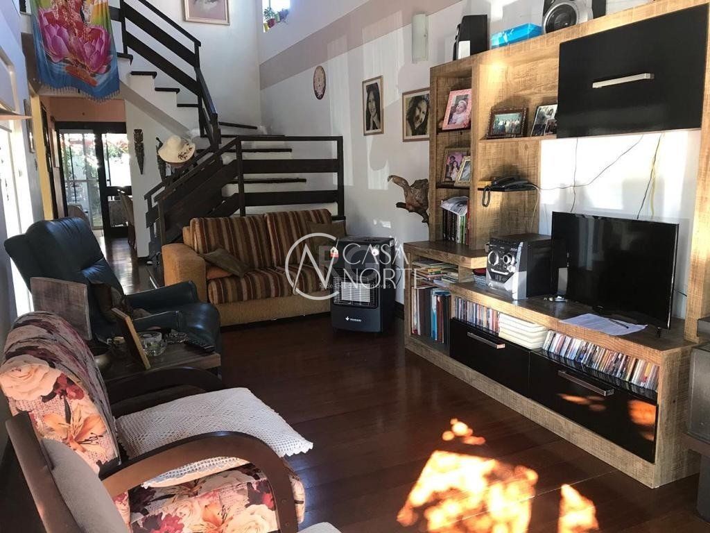Casa de Condomínio à venda com 3 quartos, 216m², 1 suíte, 2 vagas, Rua Almirante Mariath no bairro Tristeza em Porto Alegre