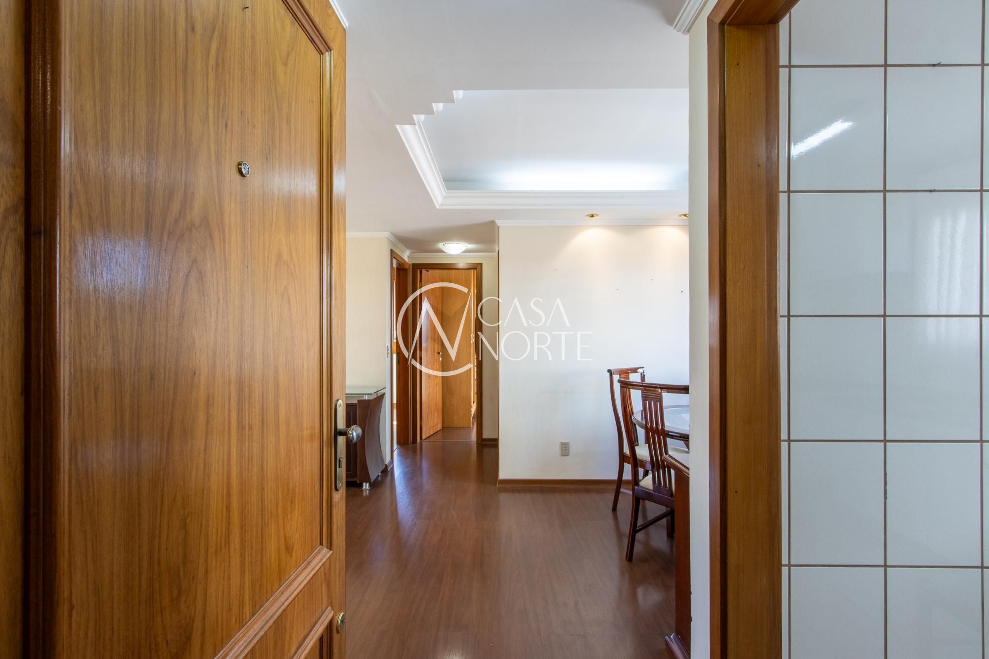 Apartamento à venda com 2 quartos, 69m², 1 vaga, Rua Coronel Feijó no bairro Passo da Areia em Porto Alegre