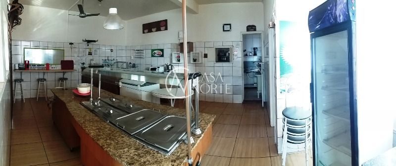 Casa Comercial à venda , 300m², 8 vagas, Avenida Major Dionisio Dorneles no bairro Sarandi em Porto Alegre