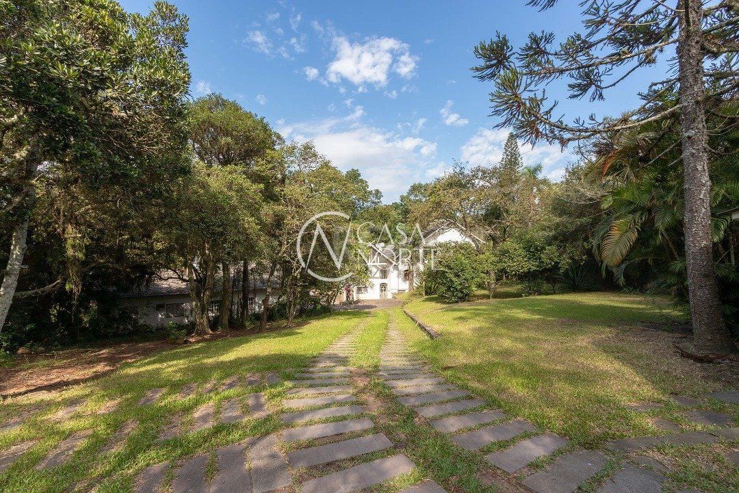 Sítio à venda com 3 quartos, 504m², 4 vagas, Rua Doutor Sarmento Barata no bairro Belém Velho em Porto Alegre