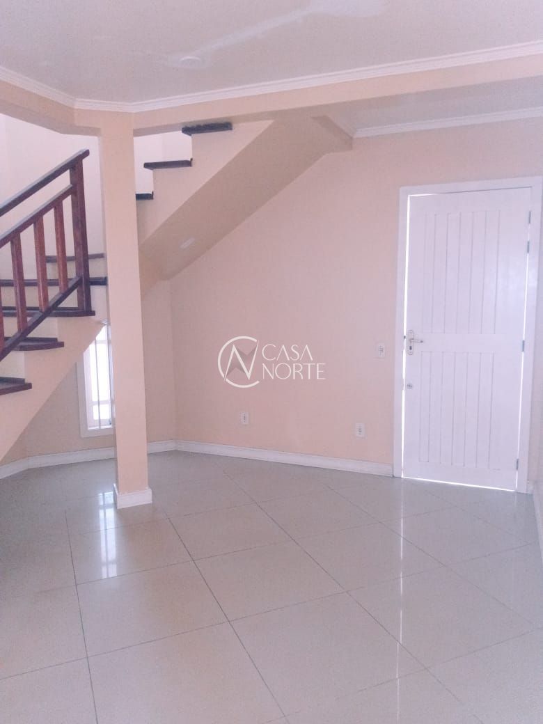 Casa à venda com 3 quartos, 197m², 1 suíte, 2 vagas, Rua Francisco Mattos Terres no bairro Aberta dos Morros em Porto Alegre