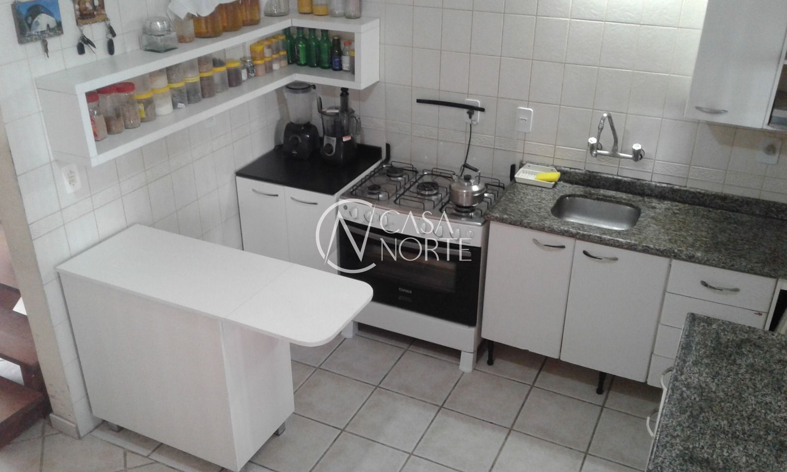 Casa de Condomínio à venda com 3 quartos, 100m², 1 vaga, Rua Professor Paulo Saurin no bairro Hípica em Porto Alegre
